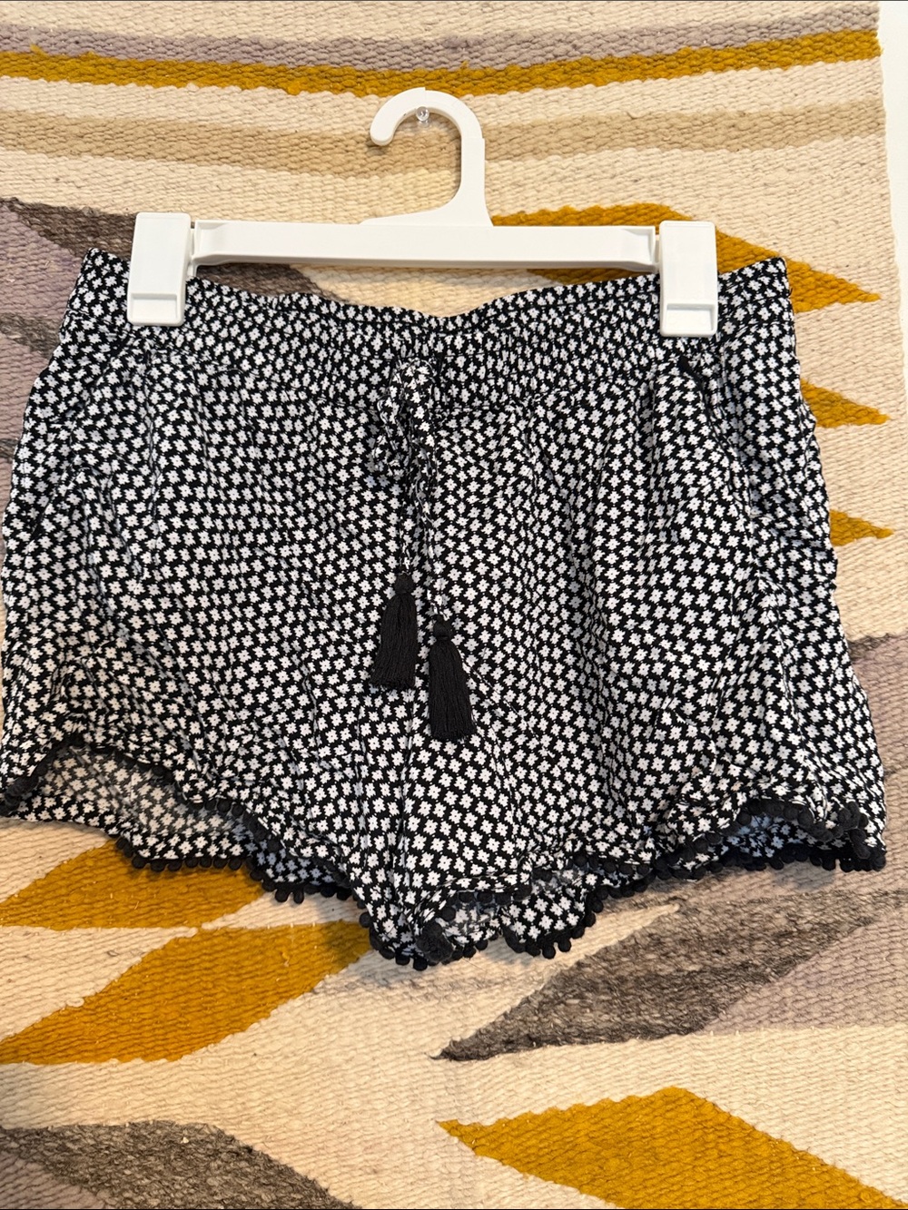 Black & White Printed Women’s Shorts with Tassel Tie